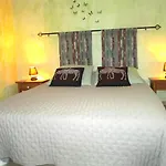 Les 2 Fontaines Semesterbostad *