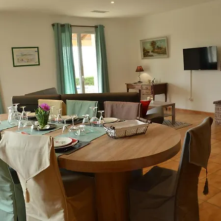 Les 2 Fontaines Dom wakacyjny *