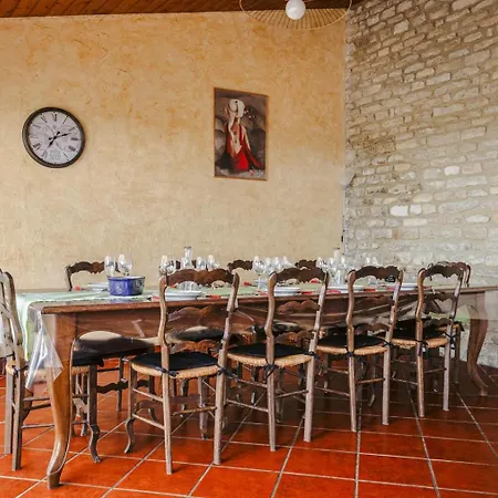 Les 2 Fontaines Dom wakacyjny *