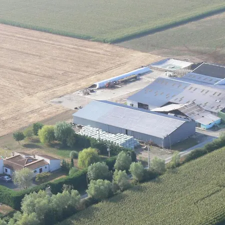 Semesterbostad Les 2 Fontaines Marans (Charente-Maritime)