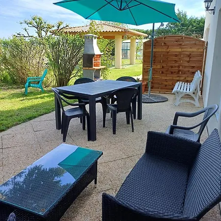 Les 2 Fontaines Dom wakacyjny Marans (Charente-Maritime)